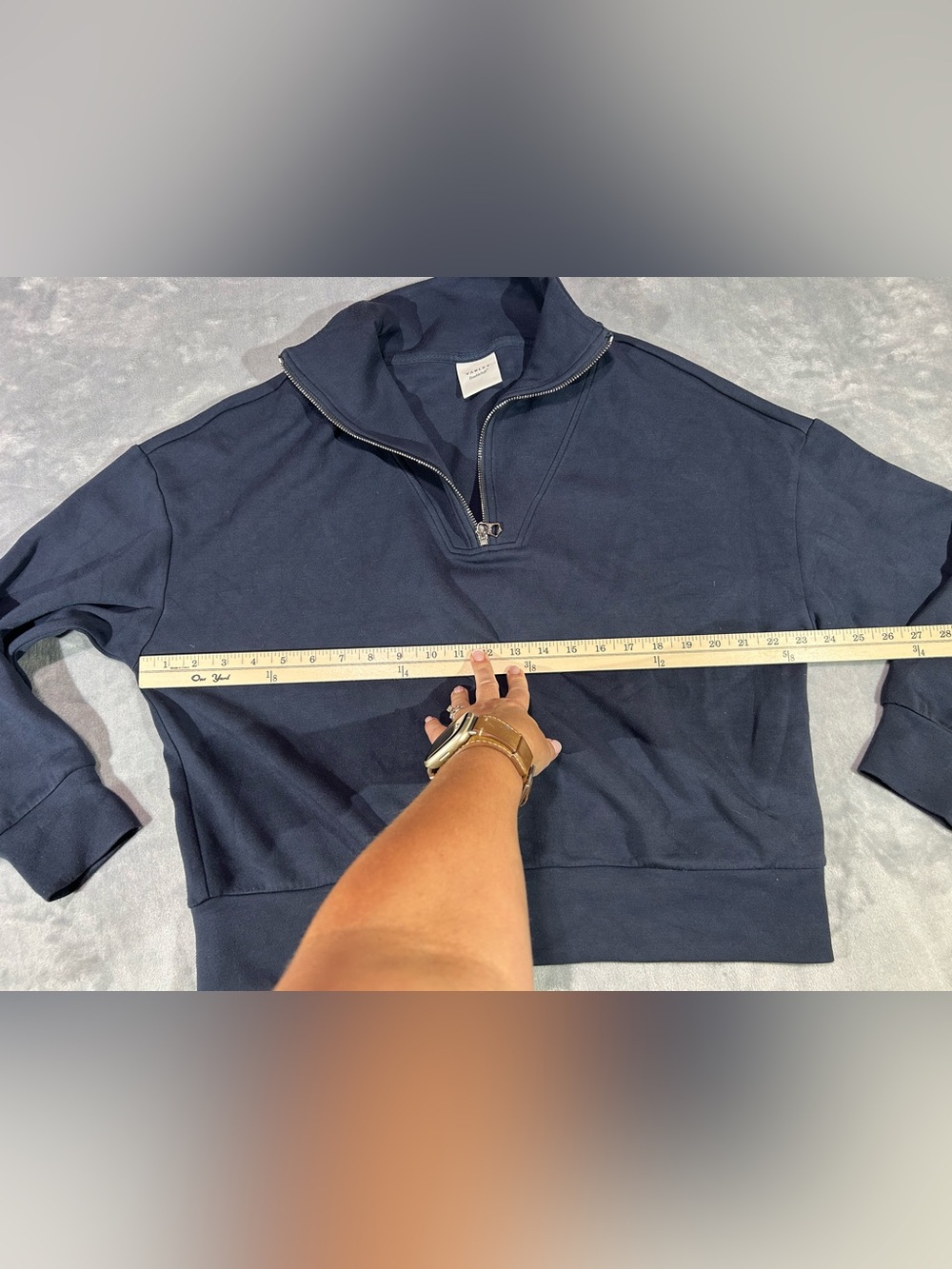 Varley Double Soft Navy Blue Size Medium Sweatshirt - Picture 7 of 7